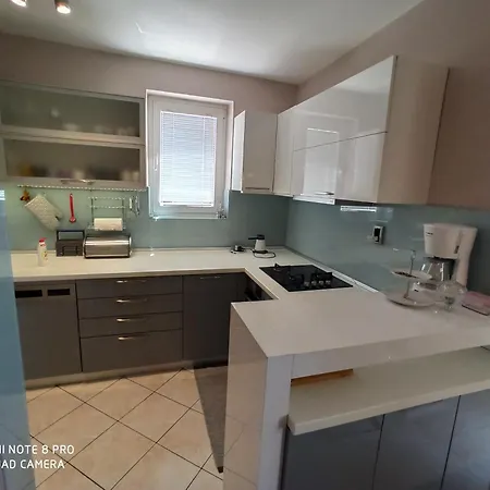 Roncevic Apartment