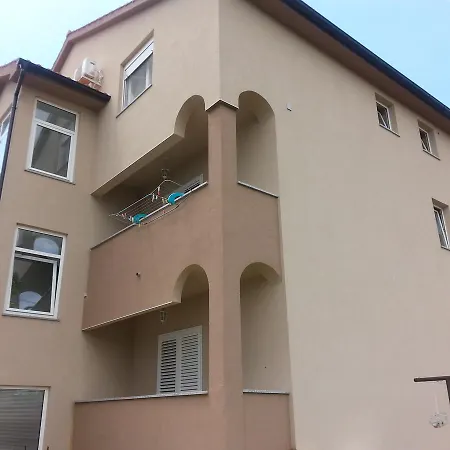 Roncevic Apartment Zadar